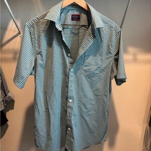 Green Untuckit Mens’s Large Short Sleeve Button Down